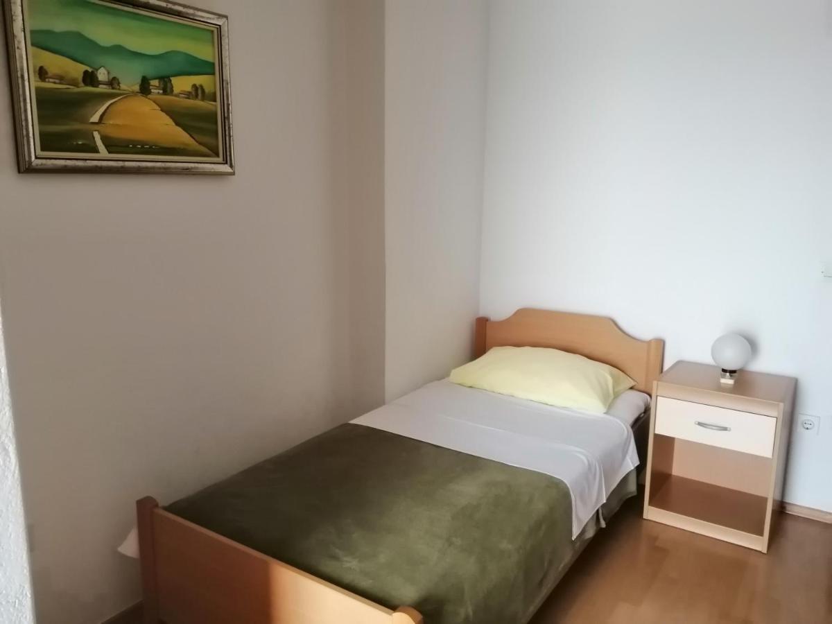Apartmani Grgo Zivogosce Exterior photo